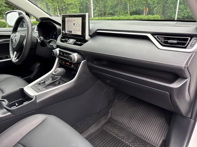 2025 Toyota RAV4 Hybrid XLE Premium