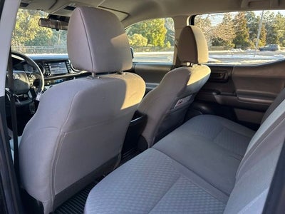 2022 Toyota Tacoma SR V6