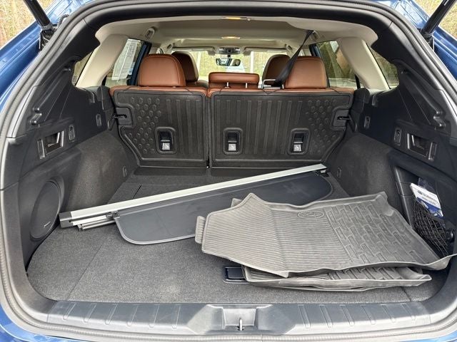 2022 Subaru Outback Touring