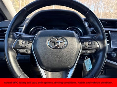 2020 Toyota Camry SE