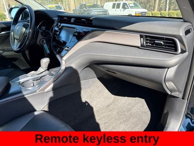 2020 Toyota Camry SE