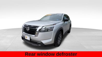 2025 Nissan Pathfinder S