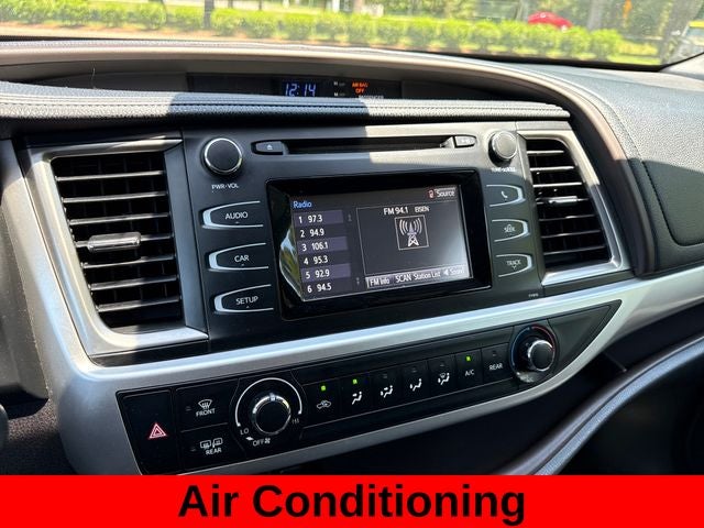 2019 Toyota Highlander LE
