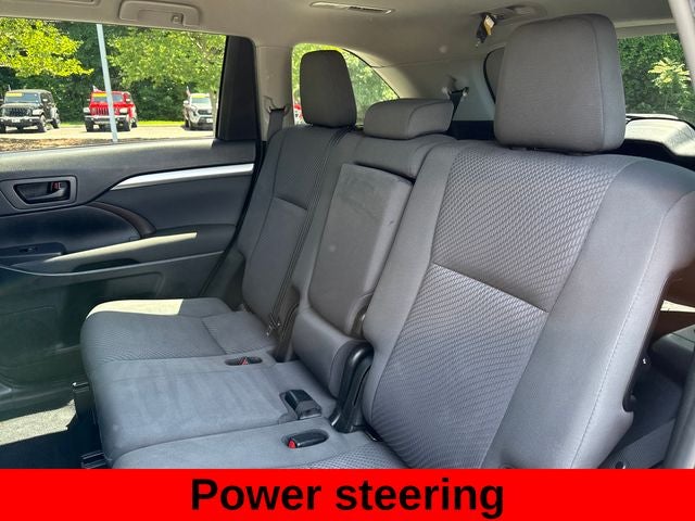 2019 Toyota Highlander LE