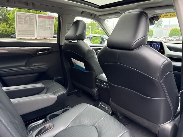 2020 Toyota Highlander Platinum