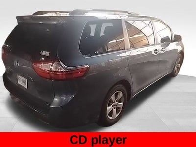 2016 Toyota Sienna LE