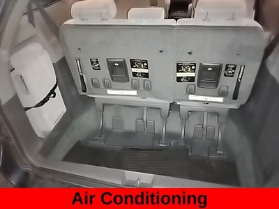 2016 Toyota Sienna LE