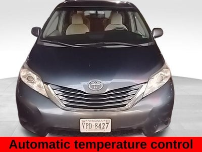 2016 Toyota Sienna LE