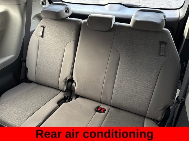 2023 Toyota Sienna LE 8 Passenger