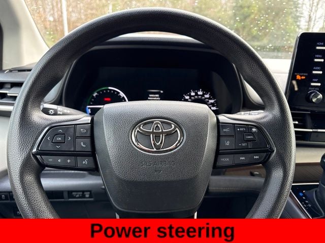 2023 Toyota Sienna LE 8 Passenger