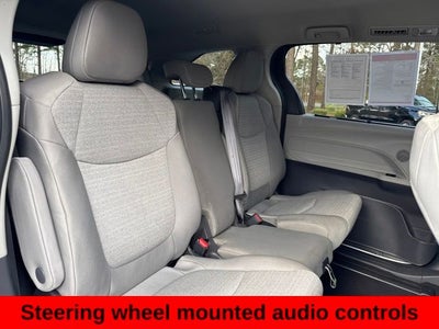 2023 Toyota Sienna LE 8 Passenger