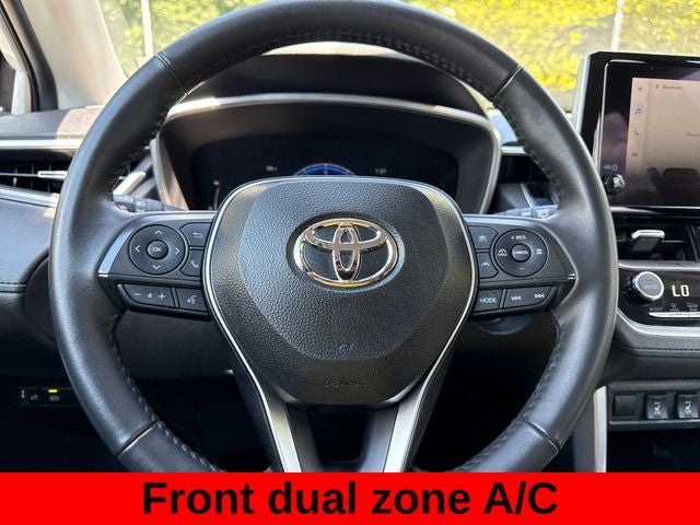 2025 Toyota Corolla Cross XLE