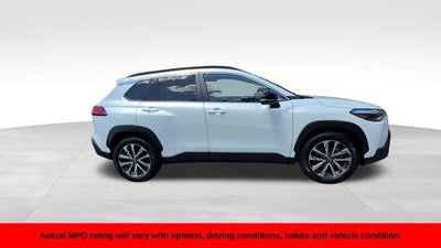 2025 Toyota Corolla Cross XLE