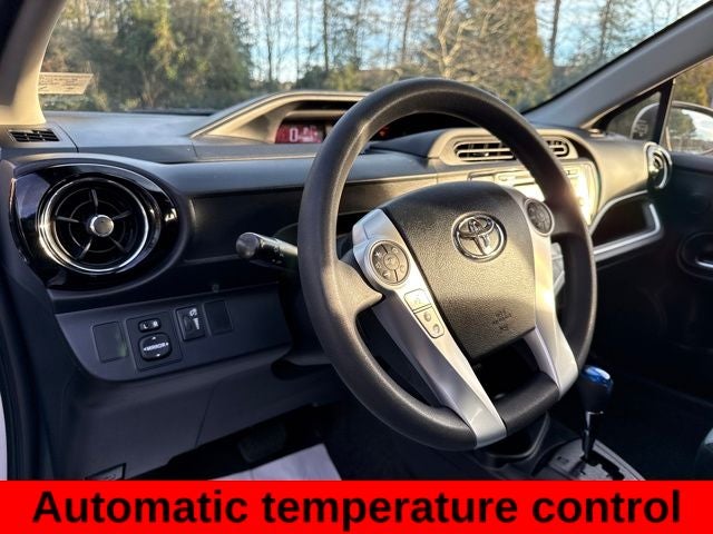 2015 Toyota Prius c Three