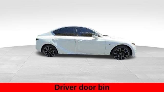2024 Lexus IS 300