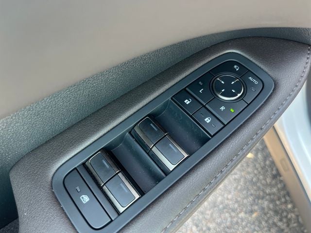 2025 Lexus RX 450h+ Luxury