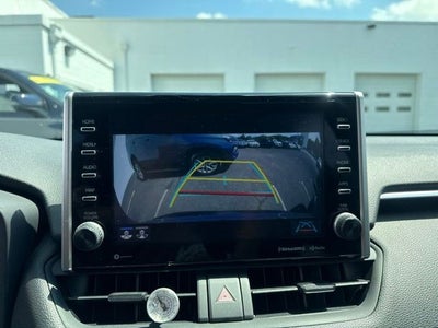 2022 Toyota RAV4 Hybrid SE