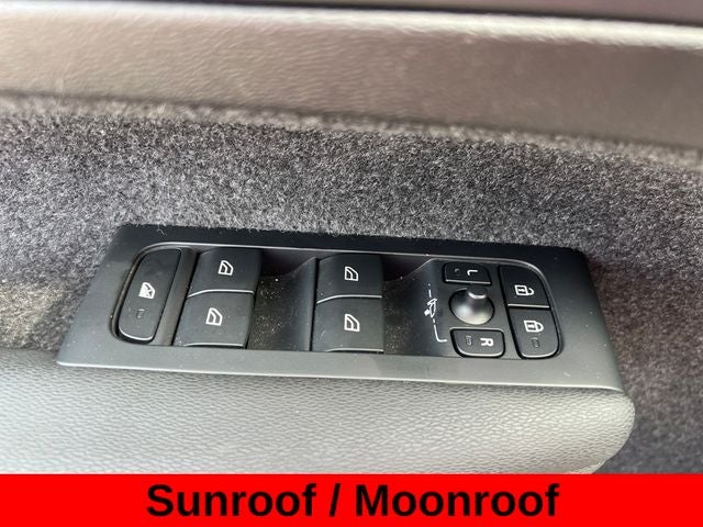 2023 Volvo XC40 Ultimate