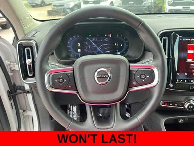 2023 Volvo XC40 Ultimate