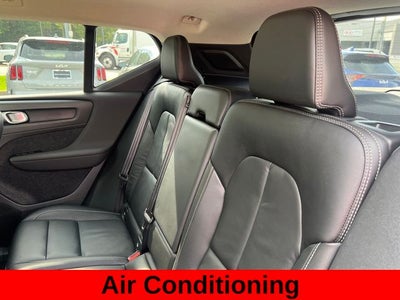 2023 Volvo XC40 Ultimate