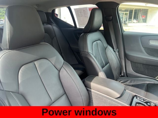 2023 Volvo XC40 Ultimate